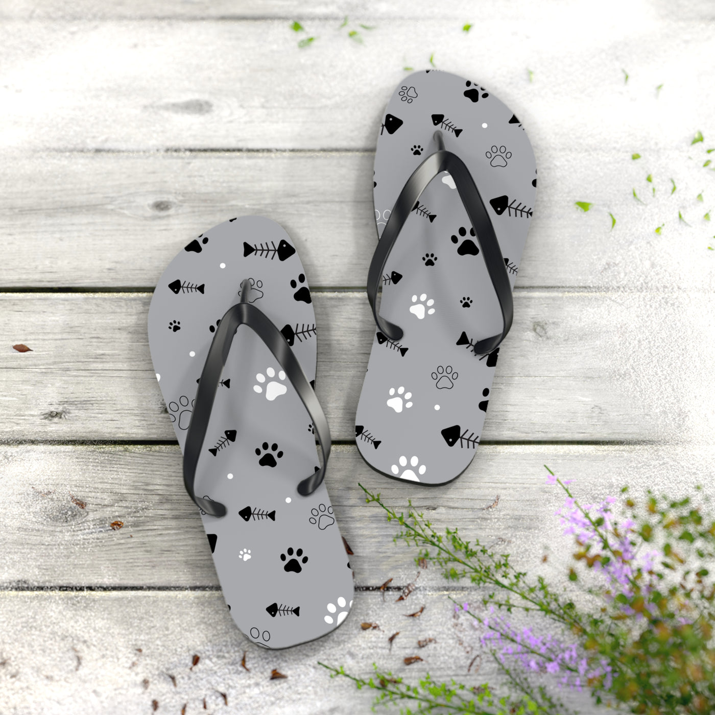 Dog Lover's Flip Flops | Cute Paw Print Outdoor Sandals for Summer, Pet Gifts, Beachwear, Relaxation Footwear, Animal Lover Accessories - Picknmore