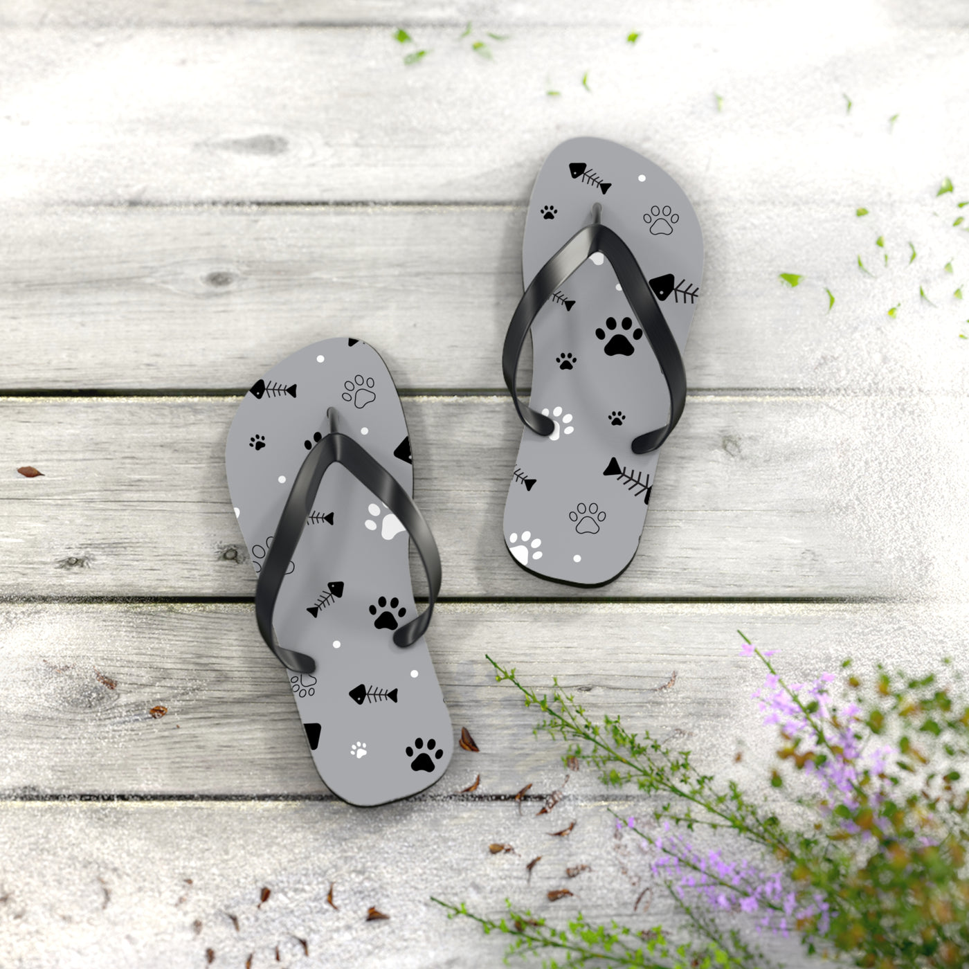 Dog Lover's Flip Flops | Cute Paw Print Outdoor Sandals for Summer, Pet Gifts, Beachwear, Relaxation Footwear, Animal Lover Accessories - Picknmore